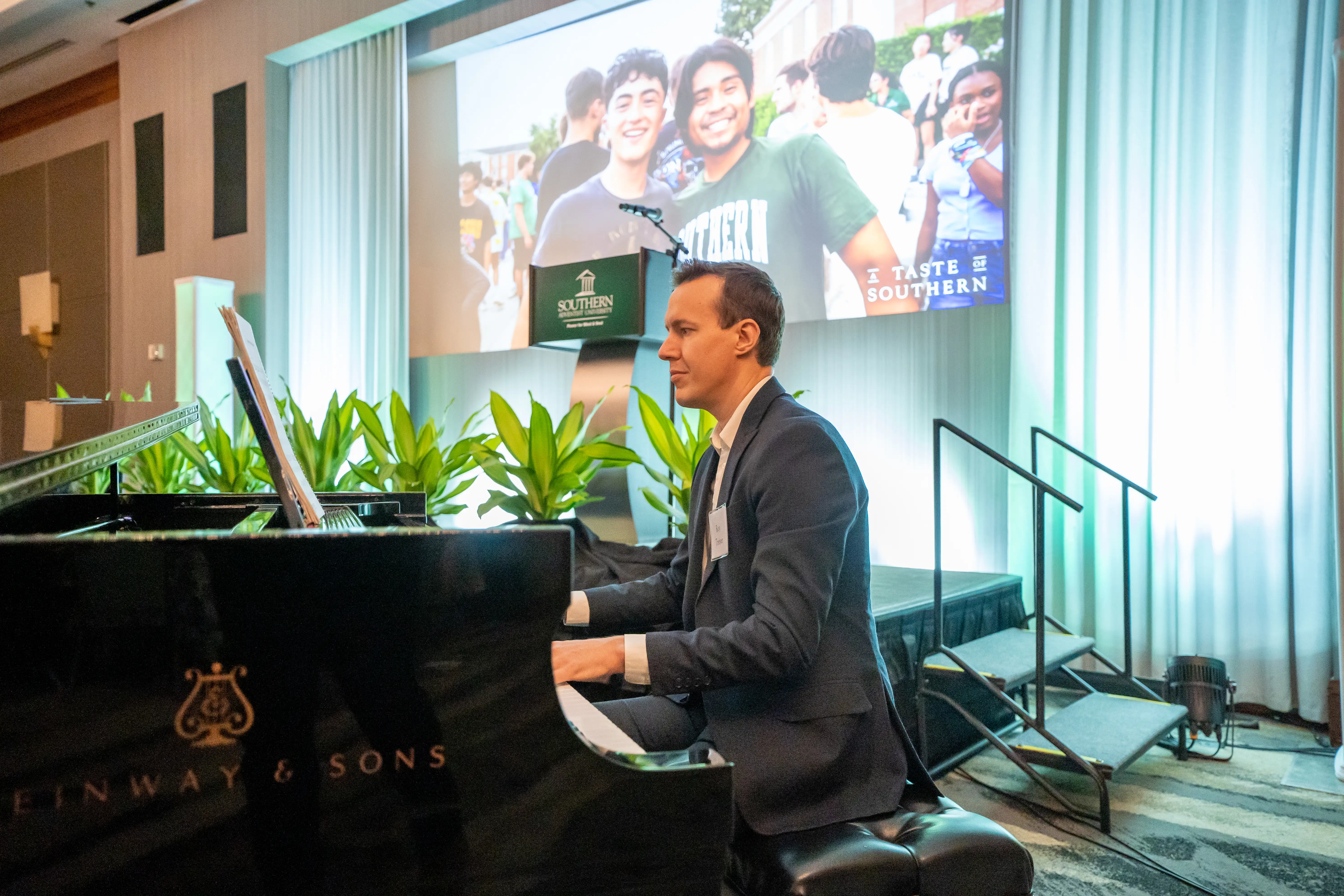 Roy Treiyer playing the piano