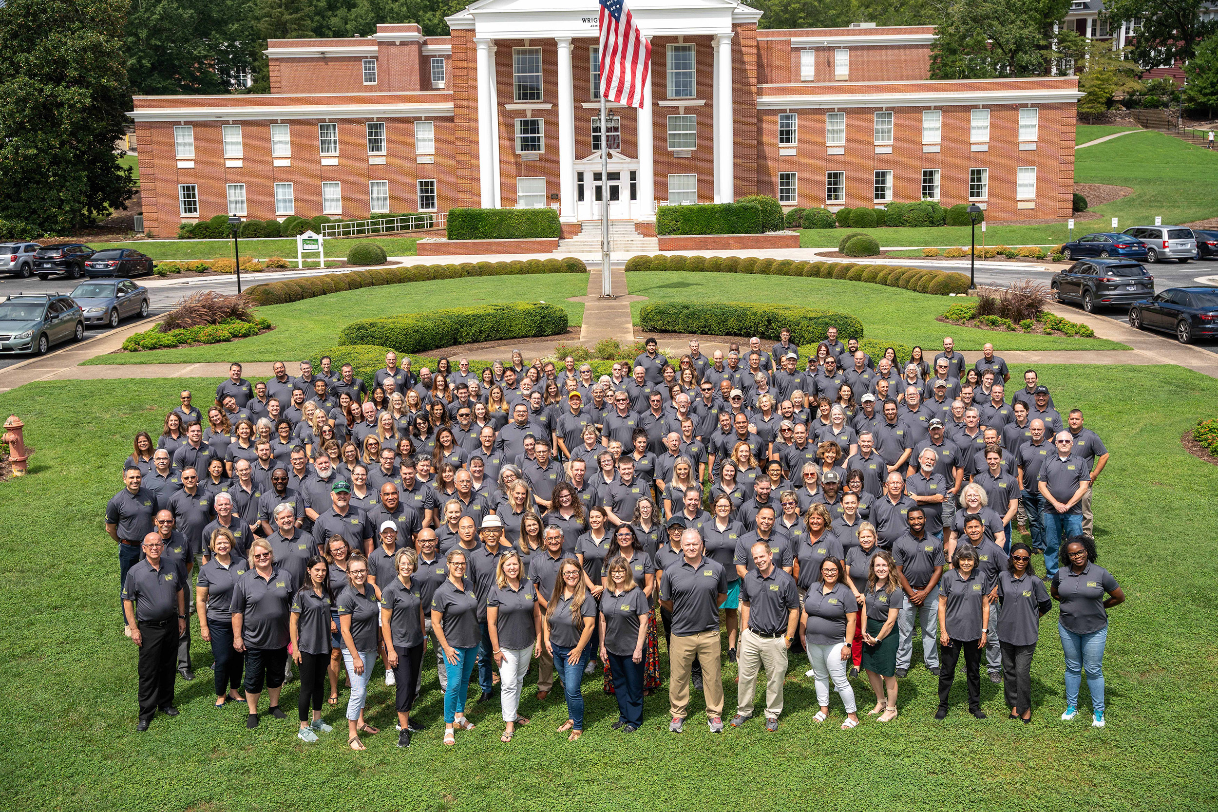 Faculty and staff of Southern in front of Wright Hall